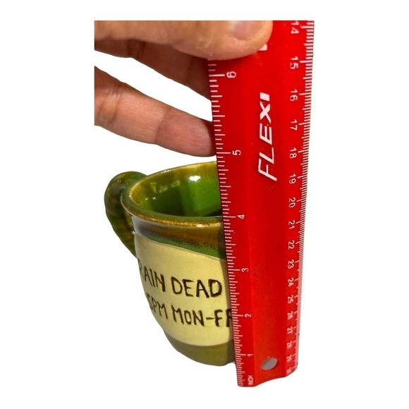 GRYPHONWARE
BRAIN DEAD 5AM- 5PM GREEN GLAZED POTTERY COFFEE MUG - Picture 11 of 13